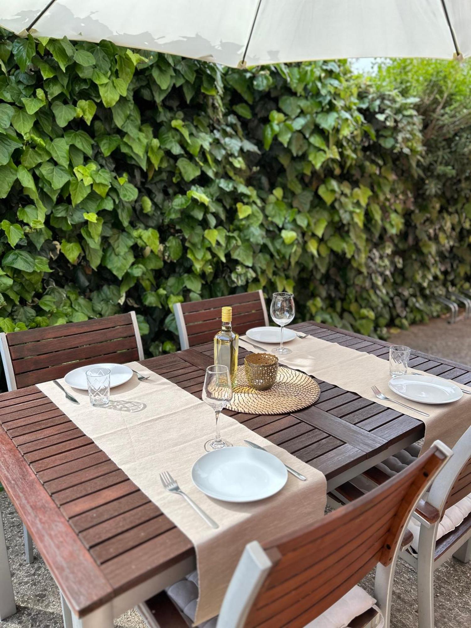Ivni Apartmani Novigrad  Екстер'єр фото